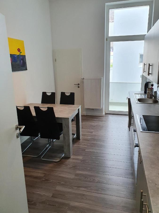 Alles Neu Nach Komplettsanierung In Direkter Naehe Zum Suedstrand Wilhelmshaven Luaran gambar